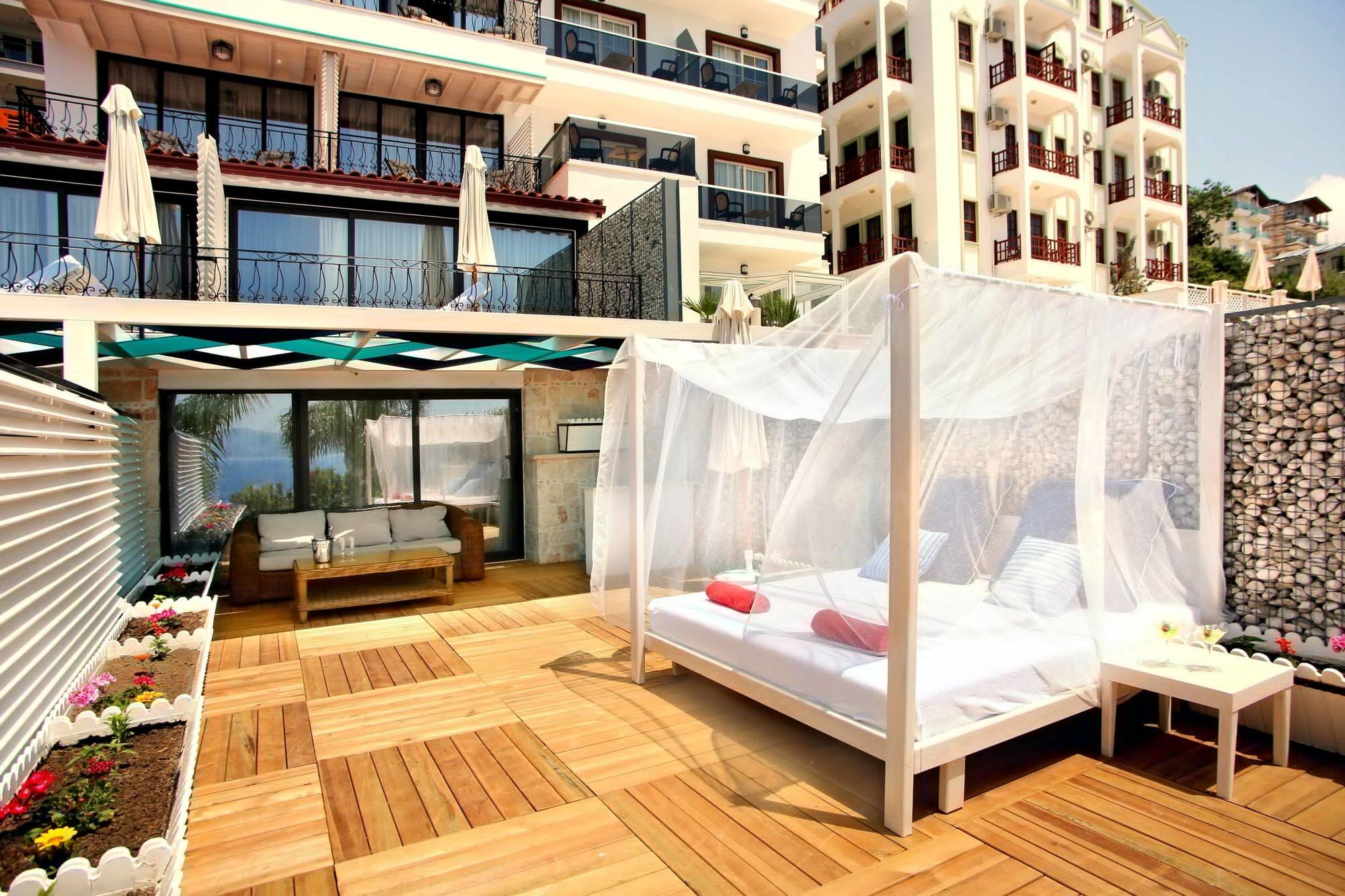 Nur Beach Hotel Kaş Exterior foto